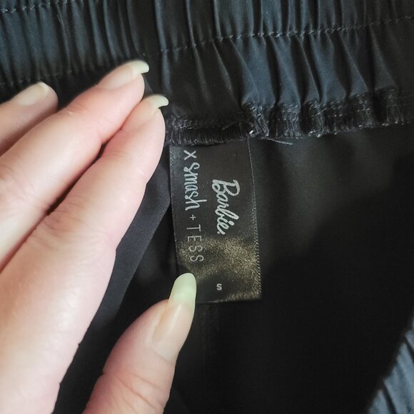 Smash + Tess x Barbie Jogger Pants Womens S Black Media Pockets Stretch Active - Picture 10 of 15
